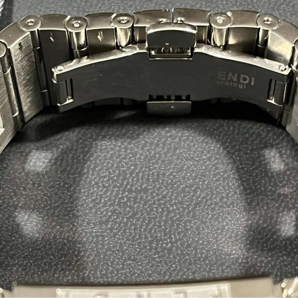 FENDI QUADRO WOMEN NIB AUTHENTIC LOGO SQUARE M.O.P. BLK STAINLESS STEEL WATCH